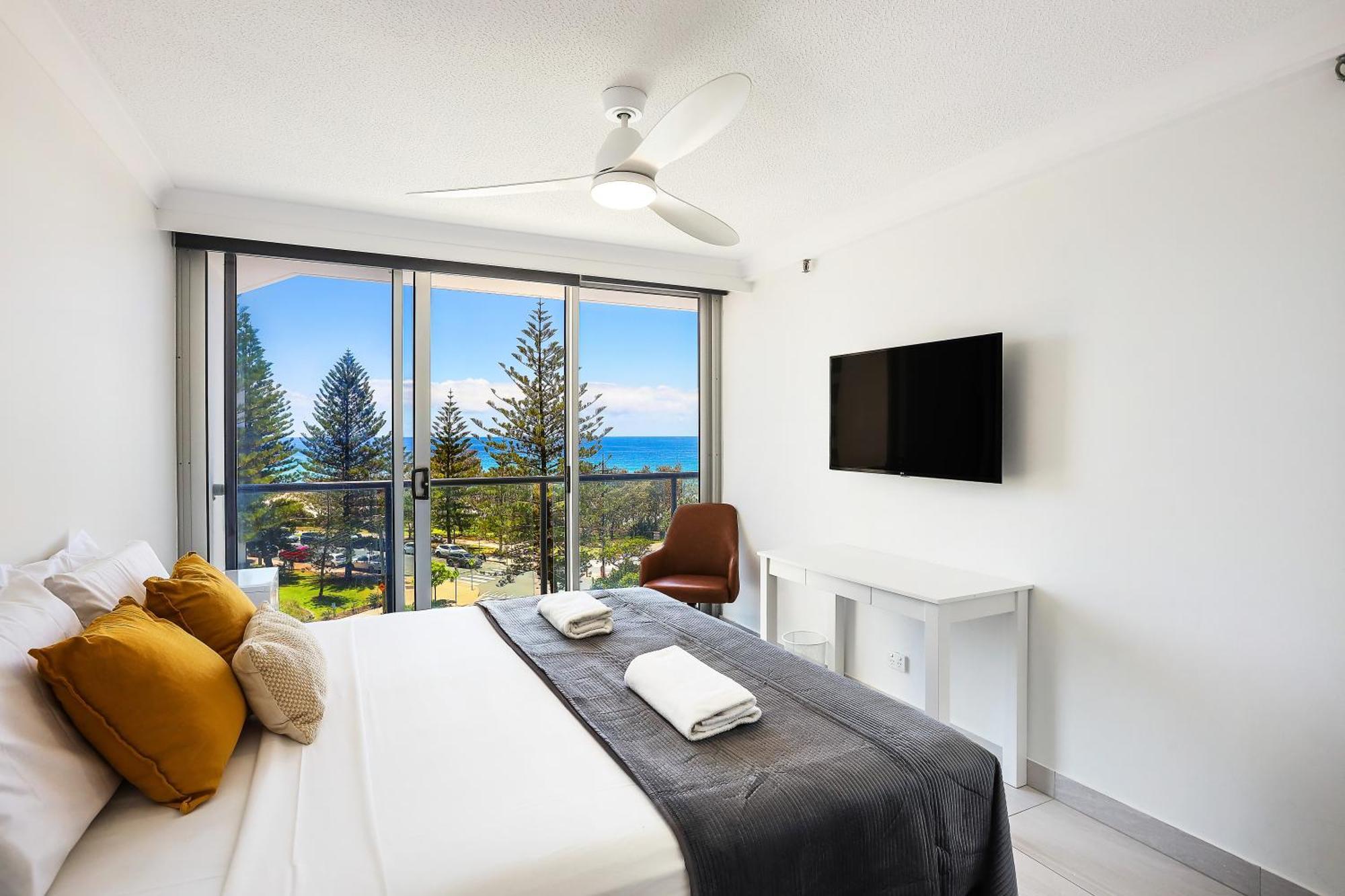 Peninsula Apartments Managed By Gchs Gold Coast Bagian luar foto